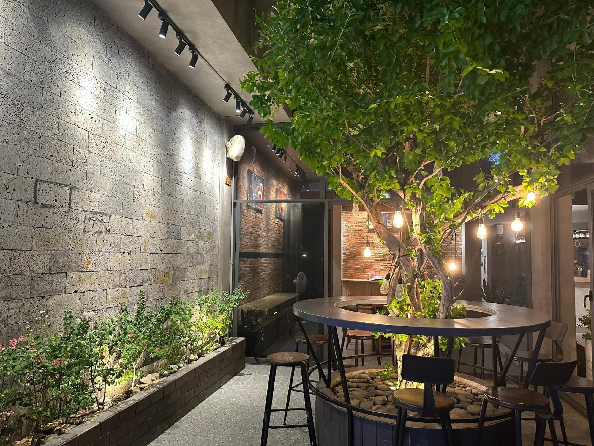 Amely Hotel Ben Cat 外观 照片